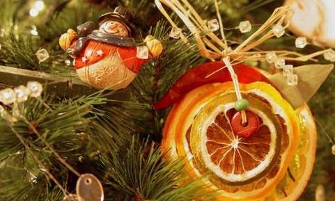 Новый год 2017: год петуха, советы - как украсить елку и дом своими руками